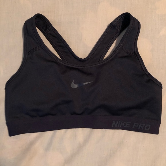 Small Nike Sports Bra - Picture 1 of 2
